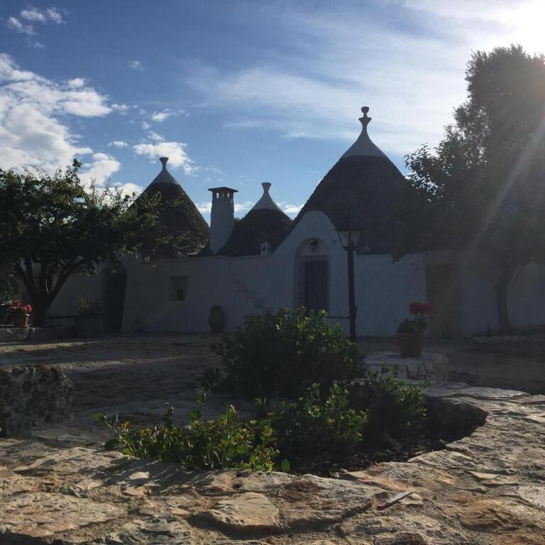 Chateaux Des Trulli San Michele Salentino Zewnętrze zdjęcie